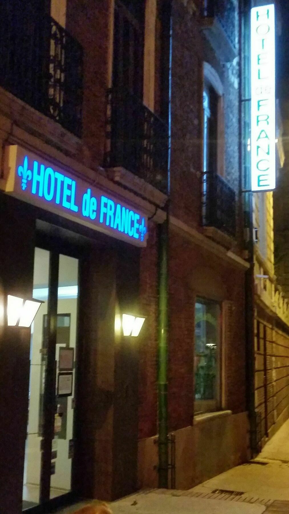 Hotel De France Перпиньан Экстерьер фото